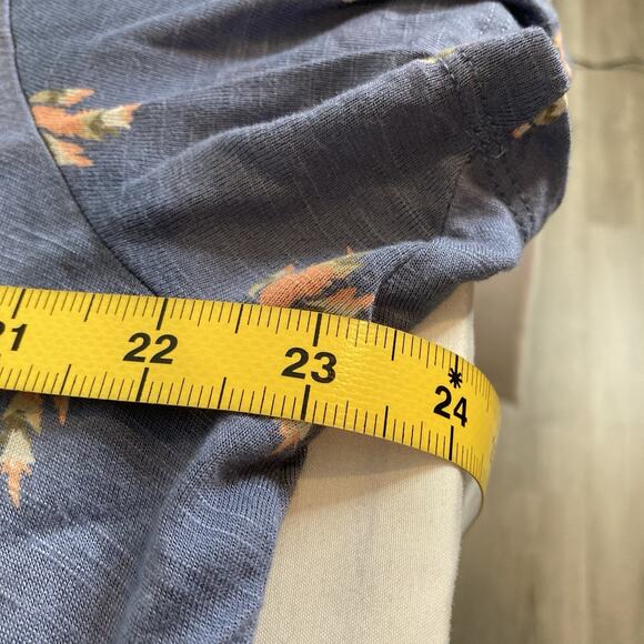 Ulla Popken Women's Blue Feather Print Button Front Tunic Top Size 16 Boho Flowy - Picture 4 of 11